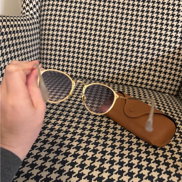 Ray-Ban Gold Frame with Purple Gradient Sunglasses - Picture 3 of 8